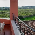 Aris Hétvégi ház *