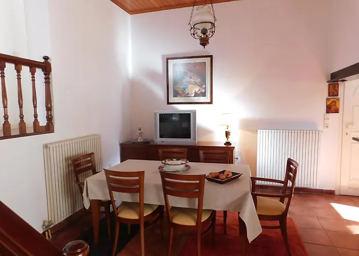 Εξοχικό σπίτι Aris *