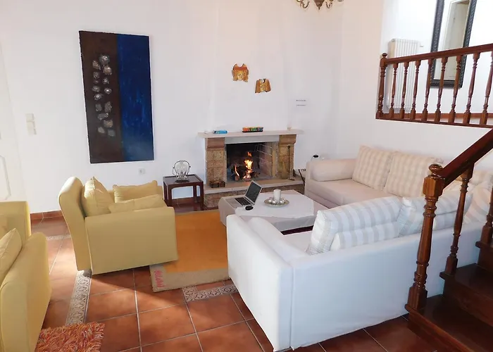 Aris Εξοχικό σπίτι *